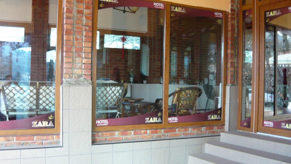 Hotel Zara Roman Exterior foto
